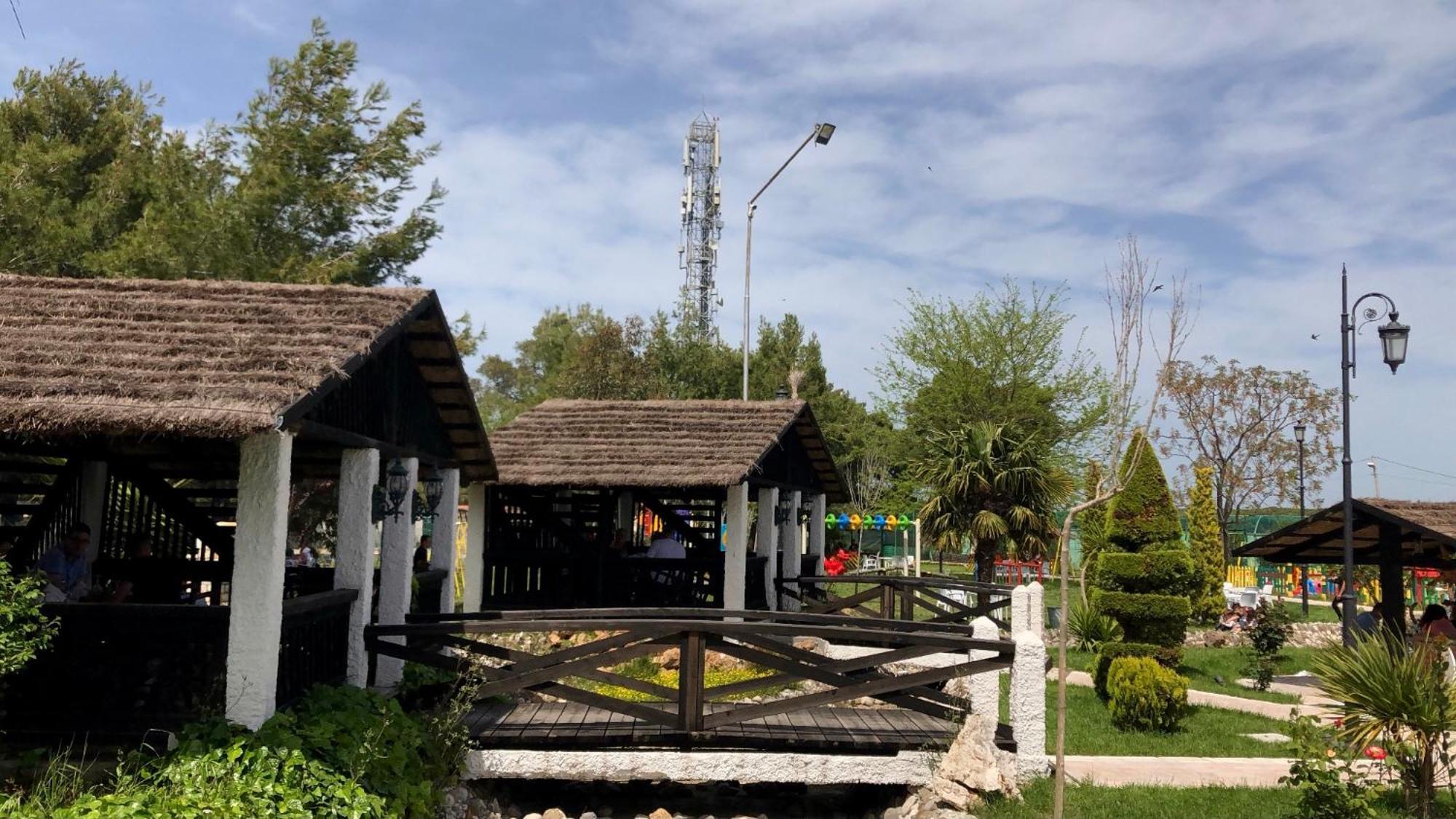 Hotel Agroturizem Eldi Fier Zewnętrze zdjęcie